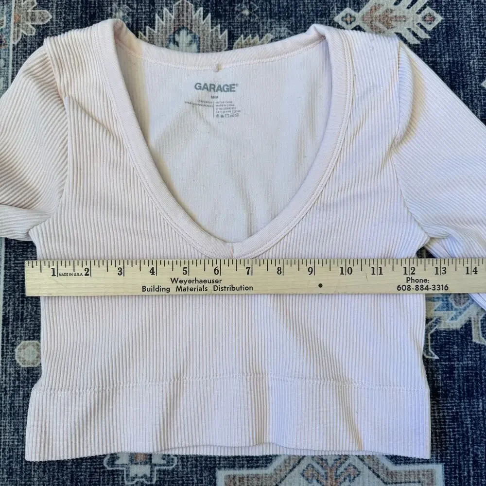 Garage Sonia Seamless Long Sleeve Cropped Top Chalk Pink Women’s Size Medium